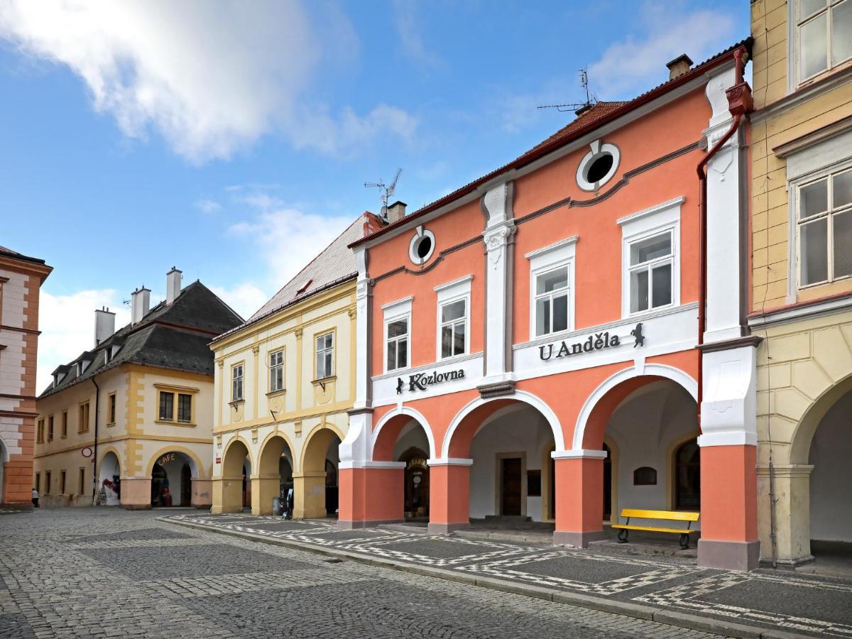 Penzion U Andela Йичин Экстерьер фото